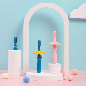 Anti-swallowing silicone children's toothbrush